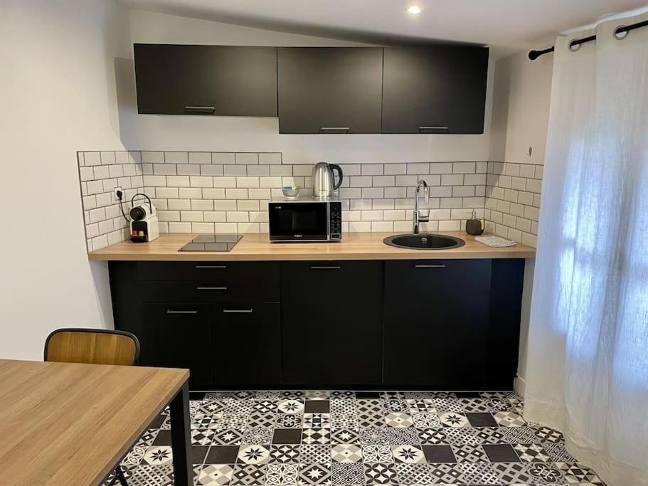 Le Moulin 2 - Appartement Arenes Romaines- Beziers Gare - Wifi- Tv Connecte Dış mekan fotoğraf
